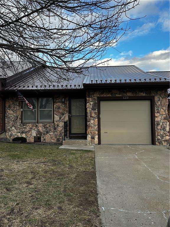 Listing Photo MLS #HMS2595785