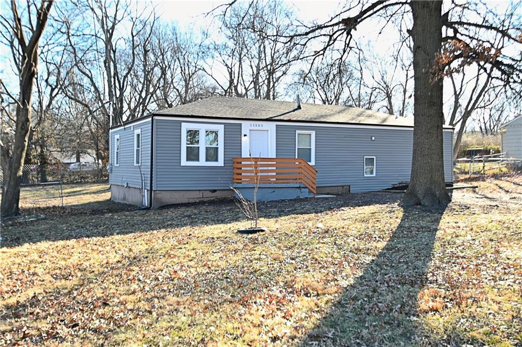 Listing Photo MLS #HMS2596227