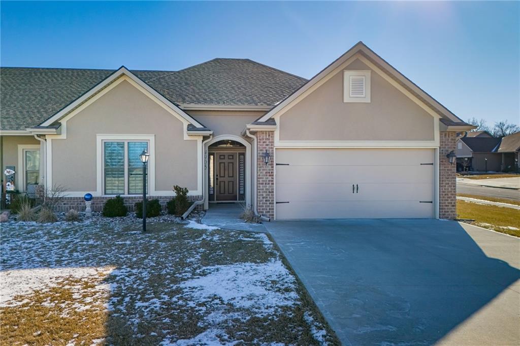 Listing Photo MLS #HMS2596854