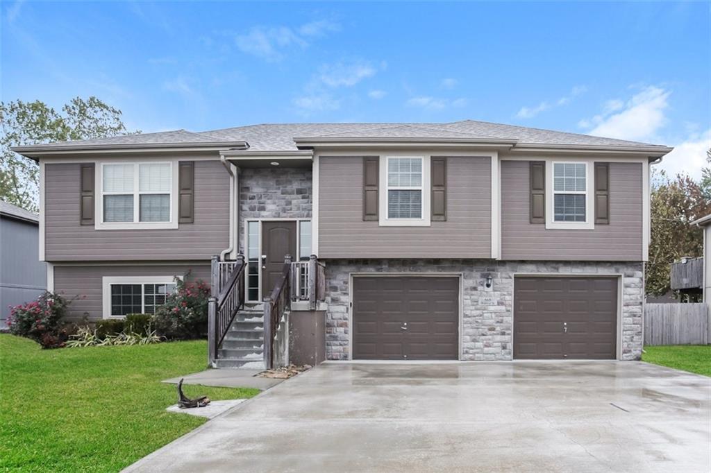 Listing Photo MLS #HMS2597245