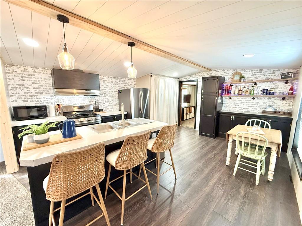 Listing Photo MLS #HMS2597440