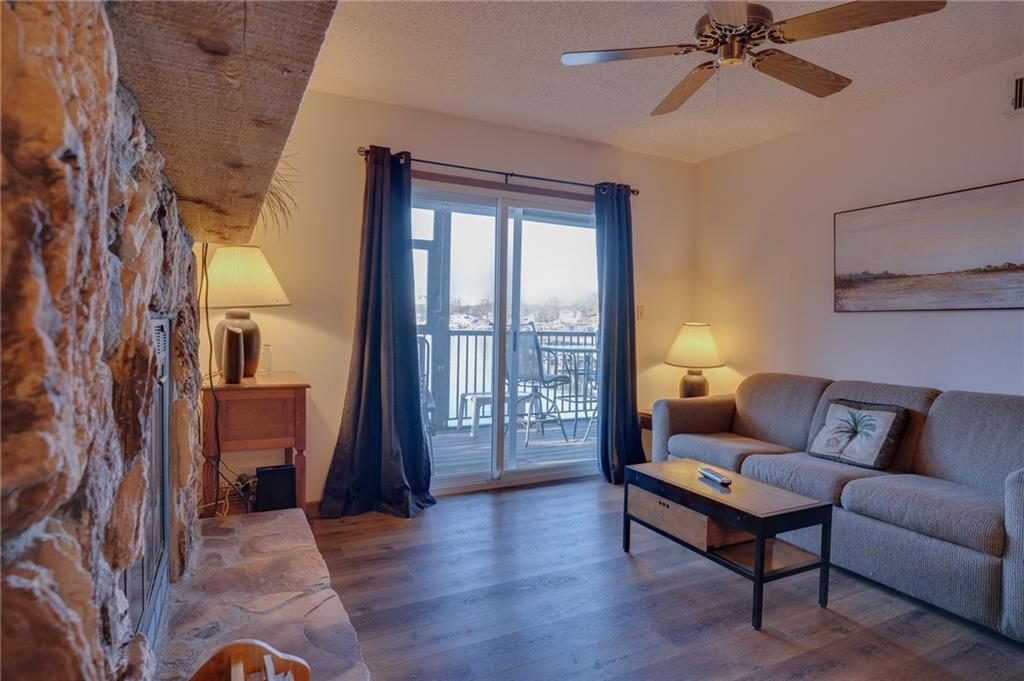 Listing Photo MLS #HMS2597555