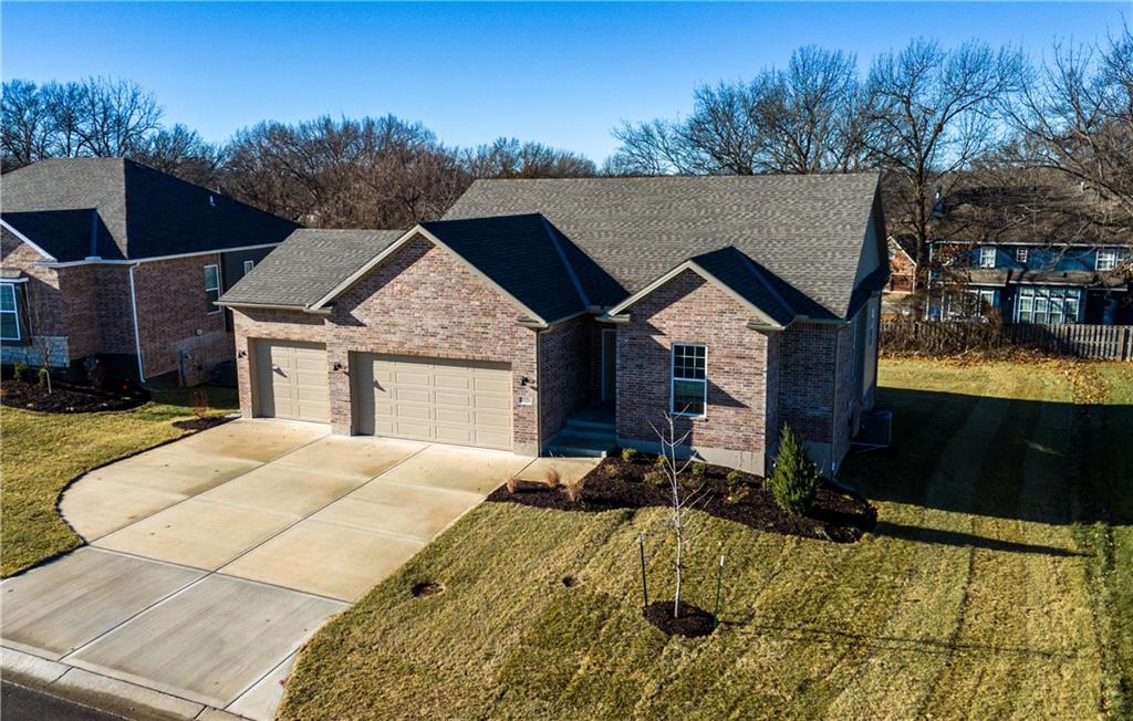 Listing Photo MLS #HMS2597835