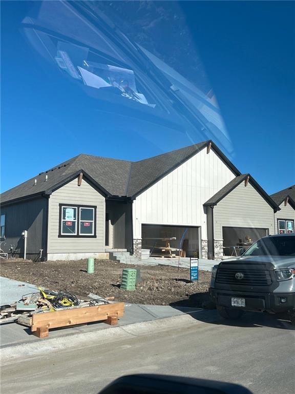 Listing Photo MLS #HMS2597902