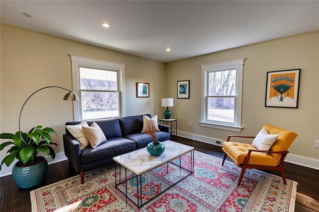 Listing Photo MLS #HMS2598036