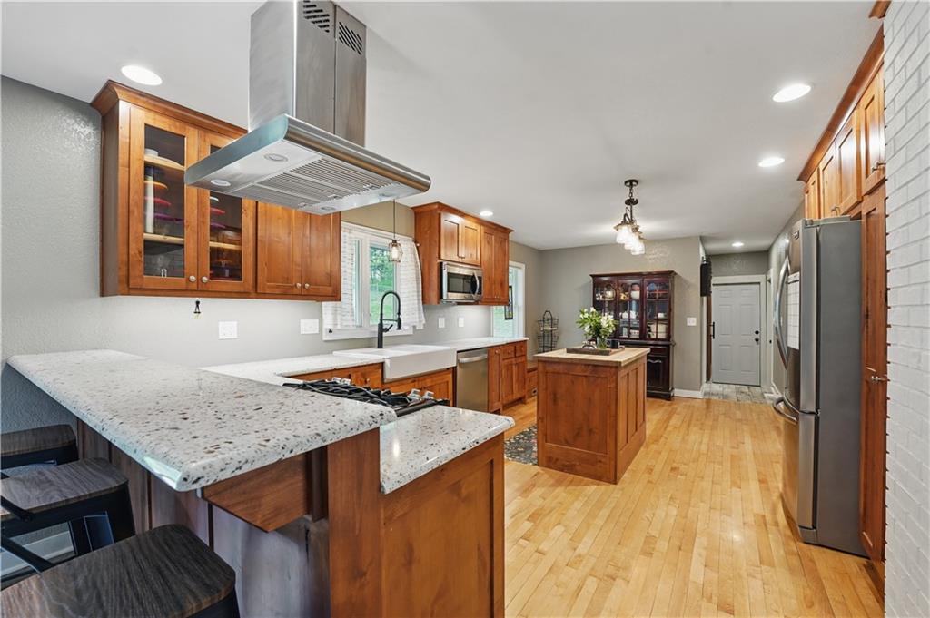 Listing Photo MLS #HMS2599028