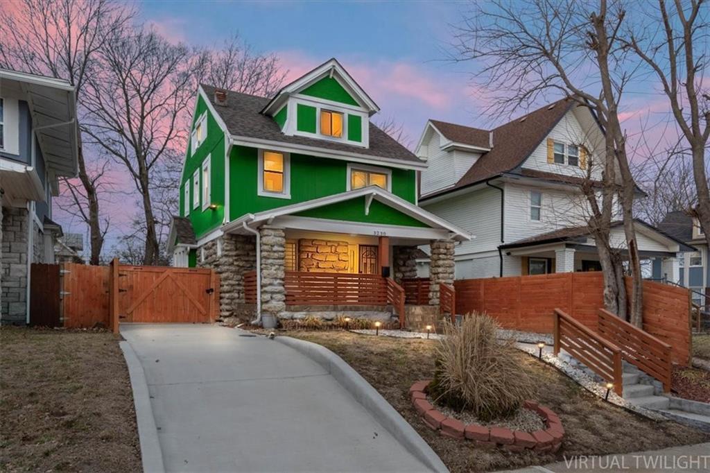 Listing Photo MLS #HMS2601055