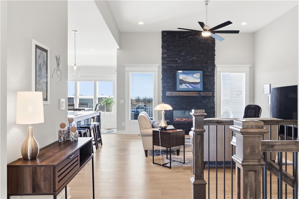 Listing Photo MLS #HMS2601239