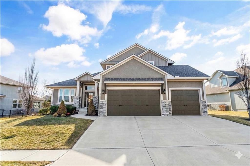 Listing Photo MLS #HMS2601531