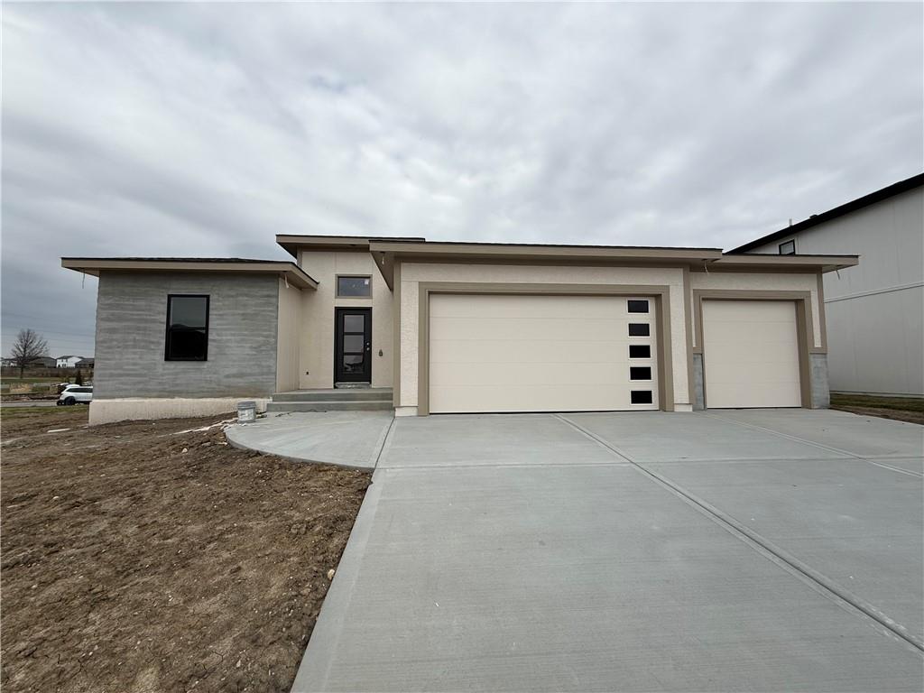 Listing Photo MLS #HMS2601770