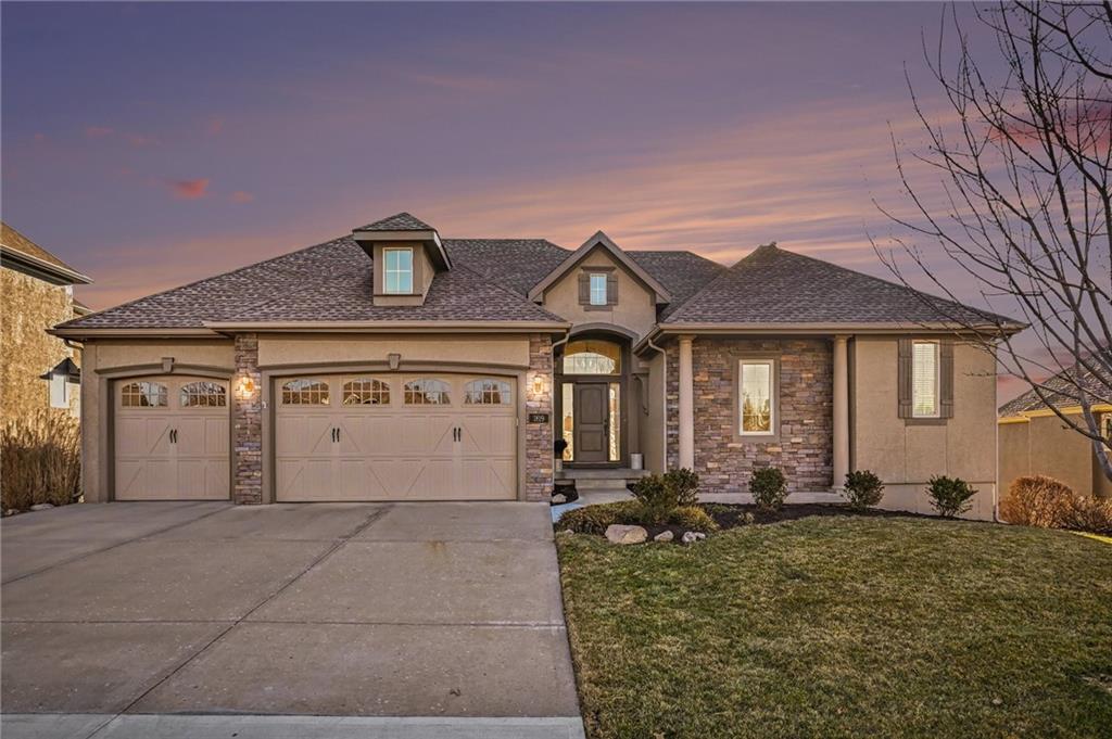 Listing Photo MLS #HMS2602014