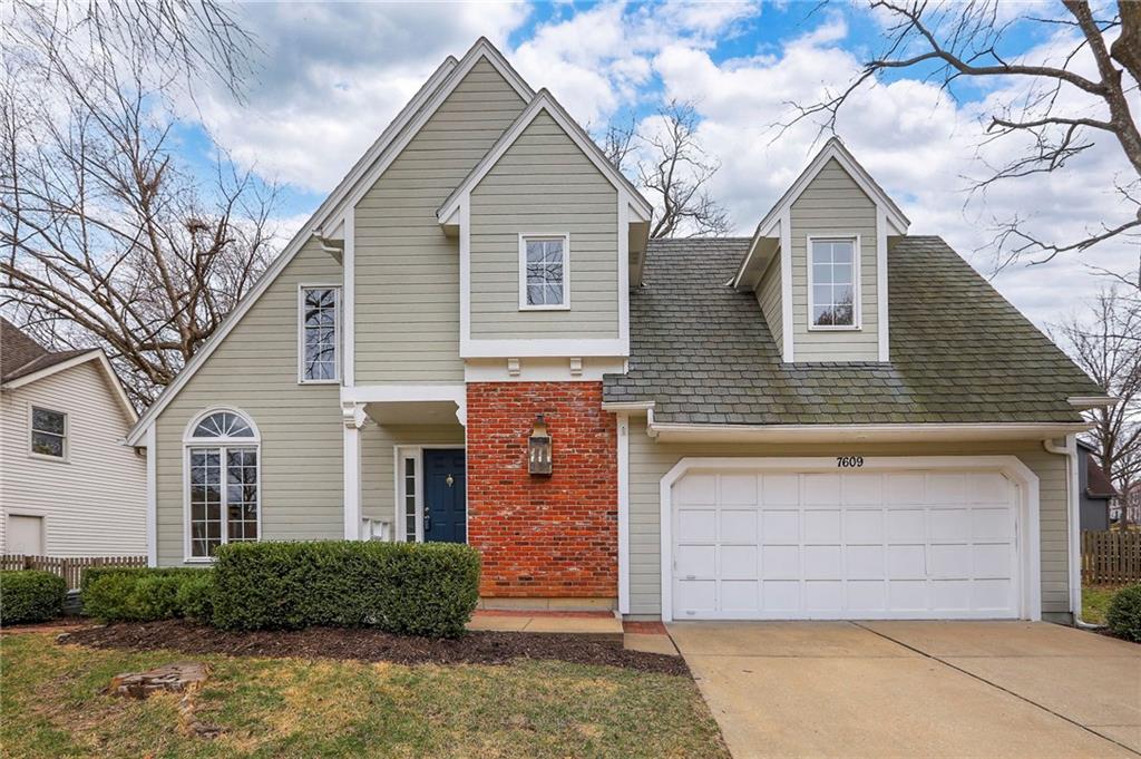 Listing Photo MLS #HMS2602132