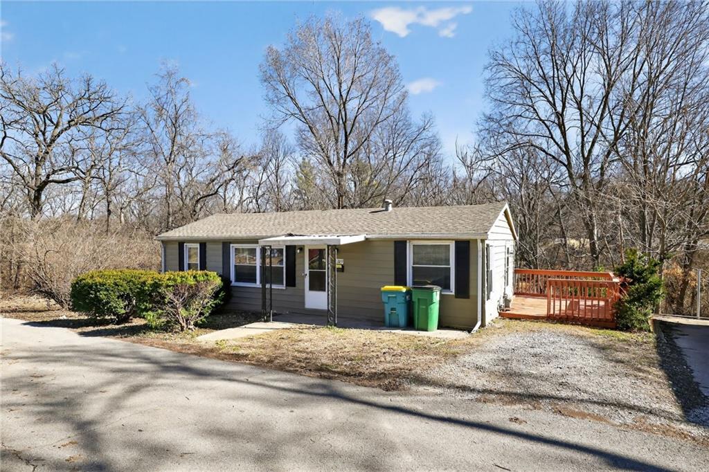 Listing Photo MLS #HMS2602362