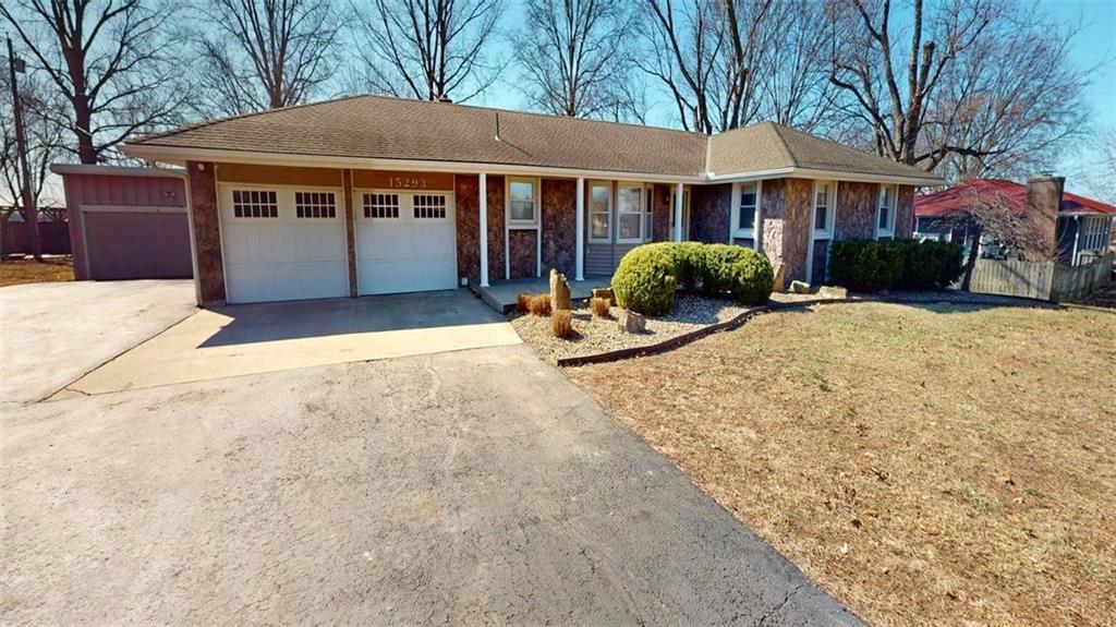 Listing Photo MLS #HMS2603005