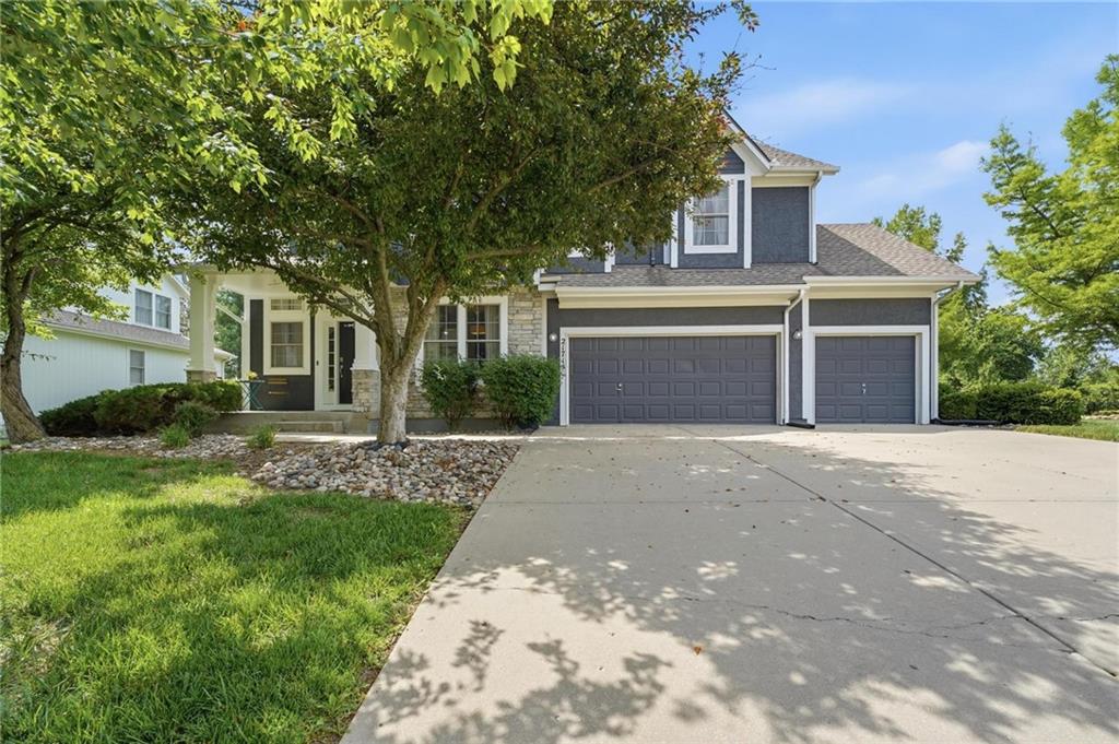 Listing Photo MLS #HMS2603301