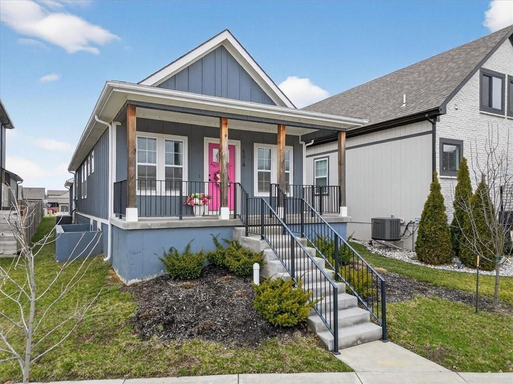 Listing Photo MLS #HMS2603519