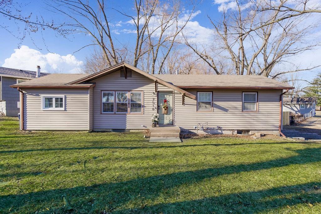 Listing Photo MLS #HMS2603795