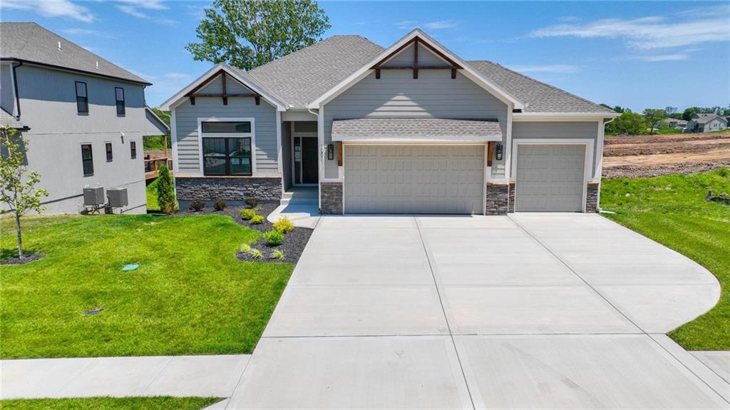 Listing Photo MLS #HMS2603996