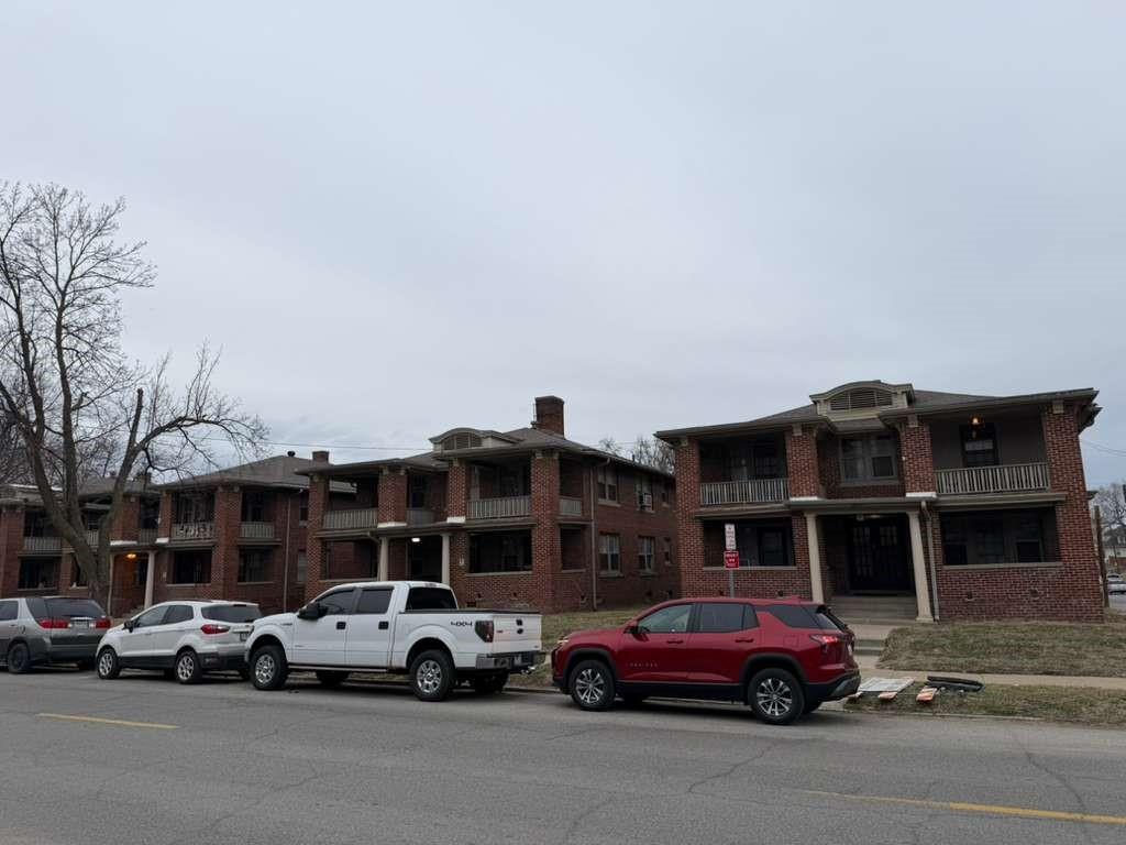 Listing Photo MLS #HMS2604077