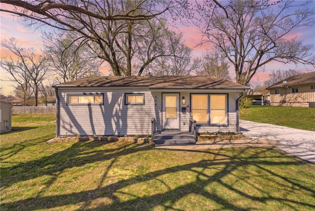 Listing Photo MLS #HMS2604176