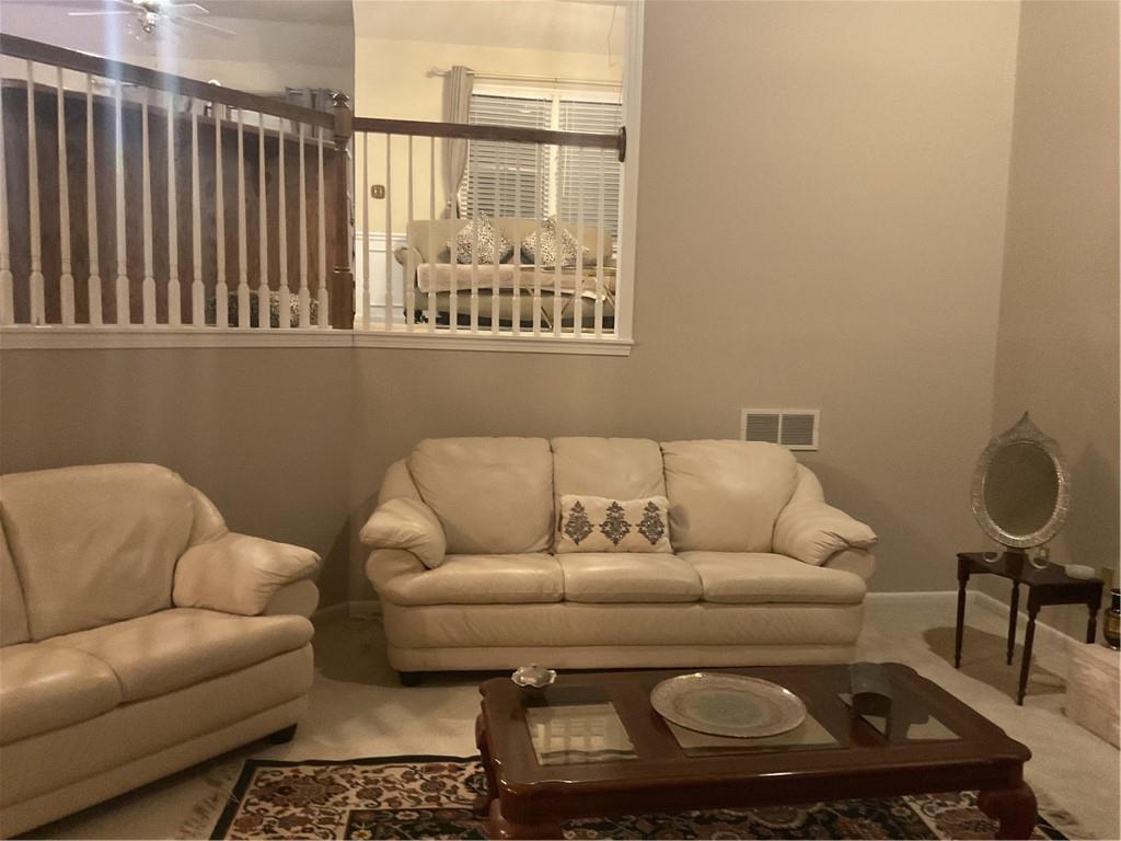 Listing Photo MLS #HMS2604897