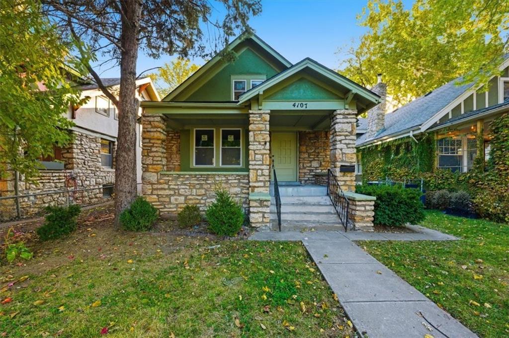 Listing Photo MLS #HMS2604994