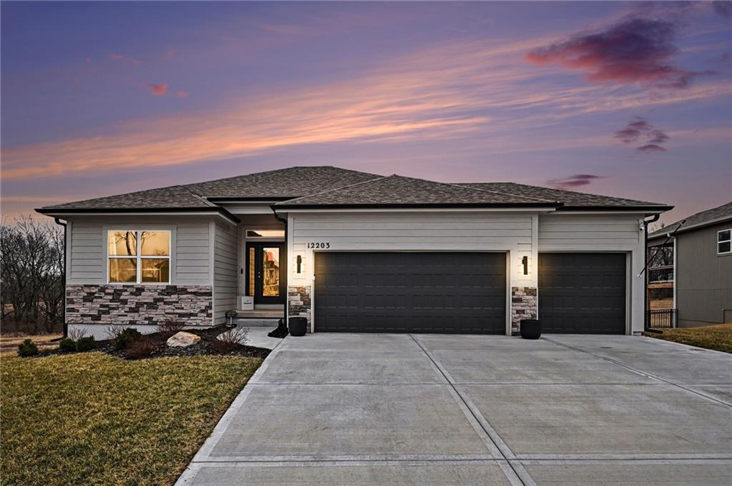 Listing Photo MLS #HMS2605364