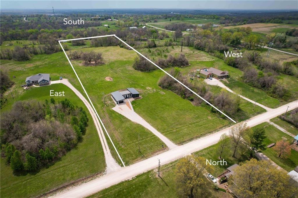 Listing Photo MLS #HMS2605418