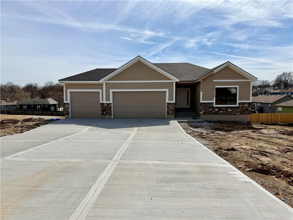 Listing Photo MLS #HMS2605928