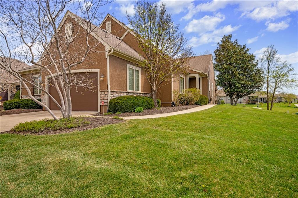 Listing Photo MLS #HMS2605954