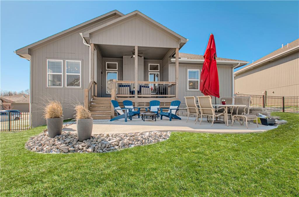 Listing Photo MLS #HMS2606558