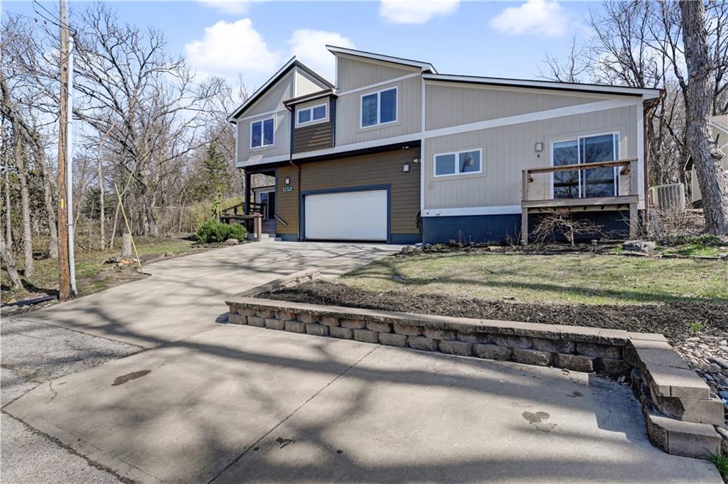 Listing Photo MLS #HMS2606671