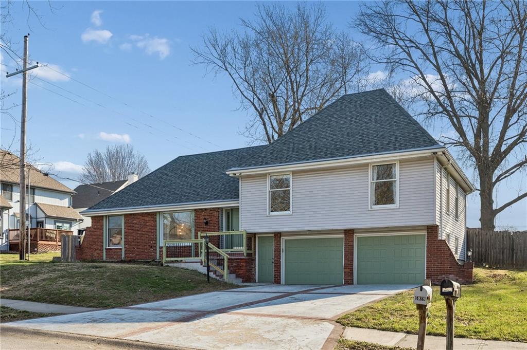 Listing Photo MLS #HMS2606948