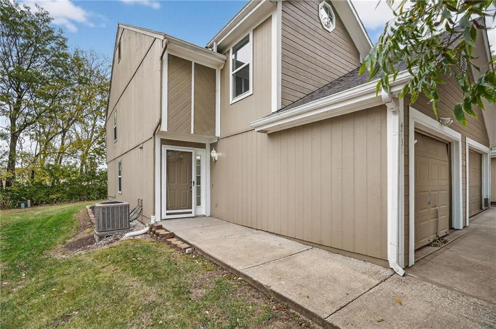 Listing Photo MLS #HMS2607746