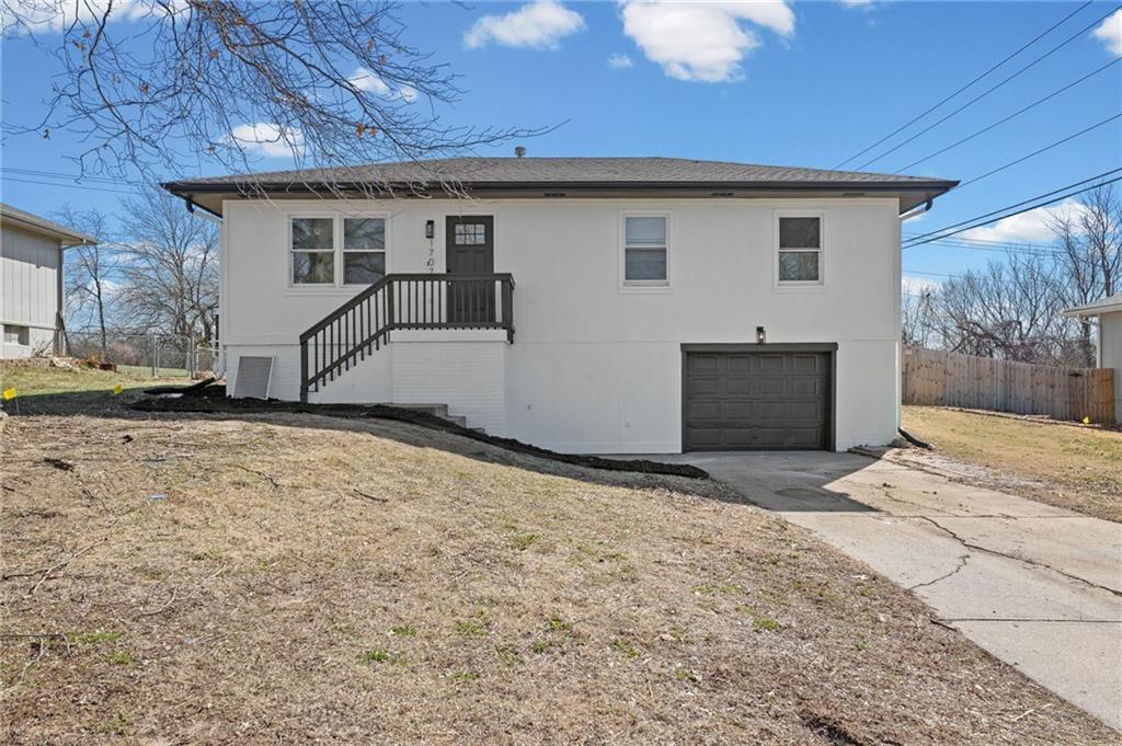 Listing Photo MLS #HMS2607858