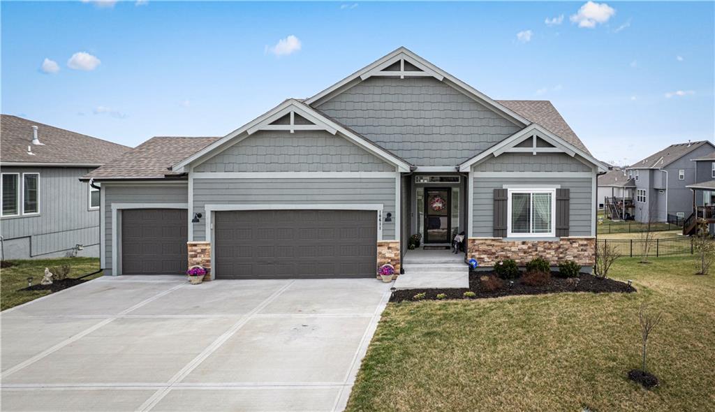 Listing Photo MLS #HMS2607909