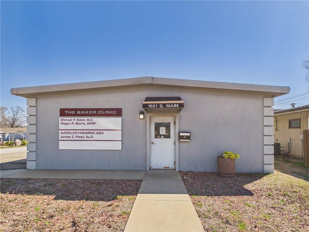 Listing Photo MLS #HMS2608293