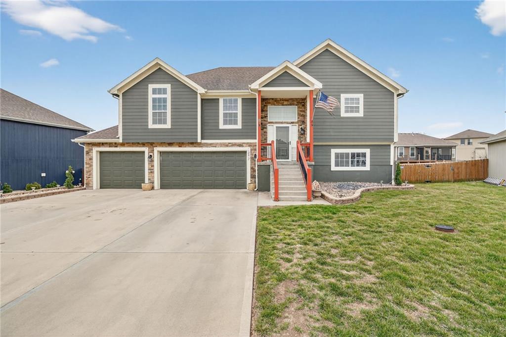 Listing Photo MLS #HMS2608406