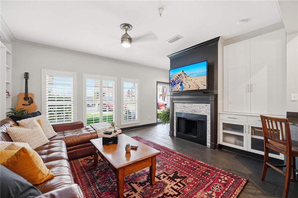 Listing Photo MLS #HMS2608625