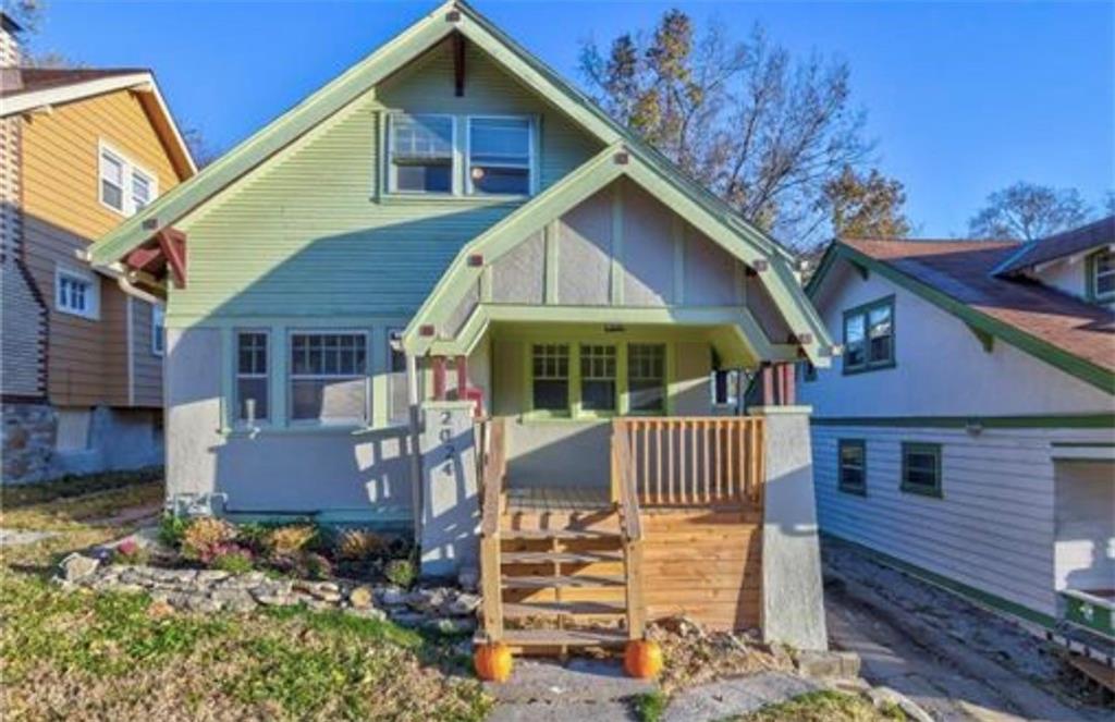 Listing Photo MLS #HMS2608699