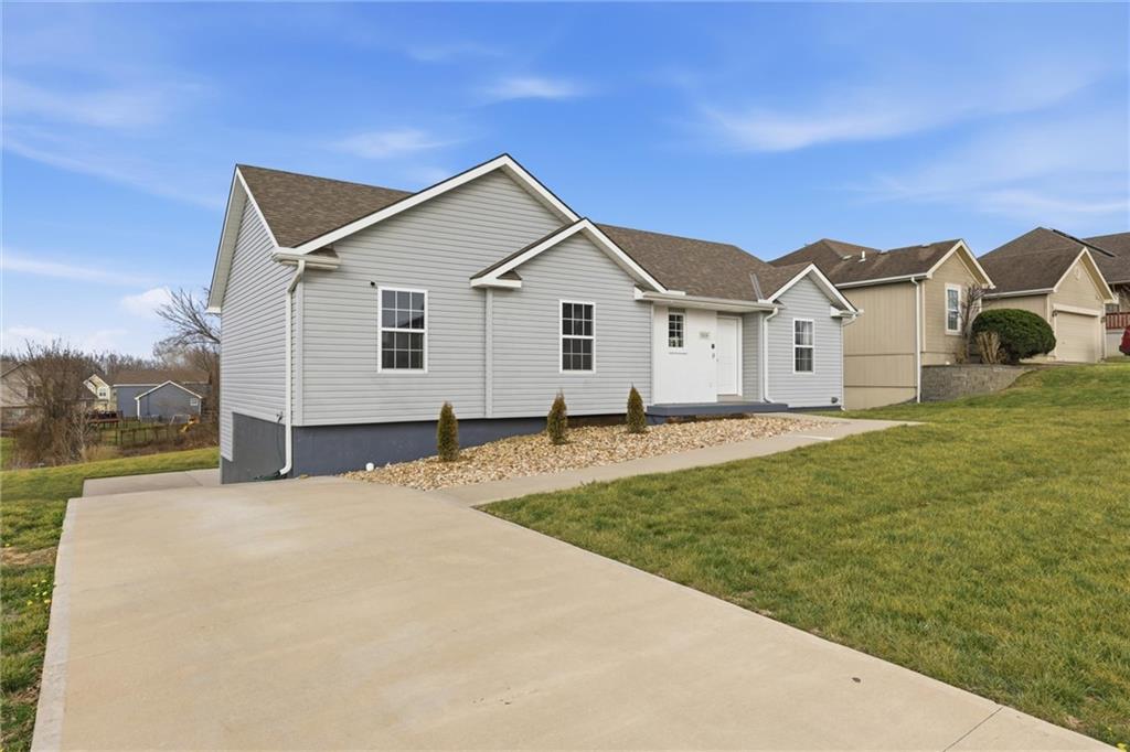 Listing Photo MLS #HMS2608864