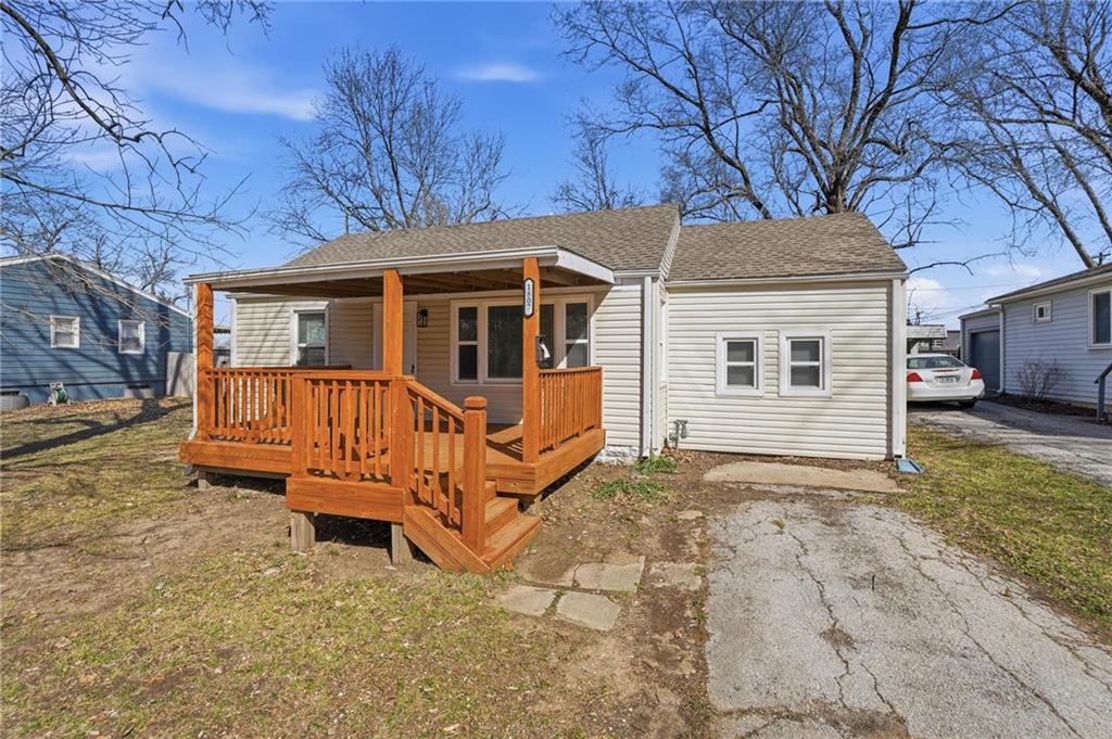 Listing Photo MLS #HMS2608870