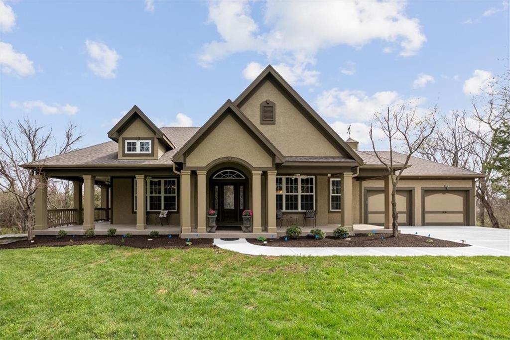 Listing Photo MLS #HMS2608996