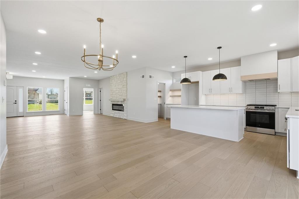 Listing Photo MLS #HMS2609464