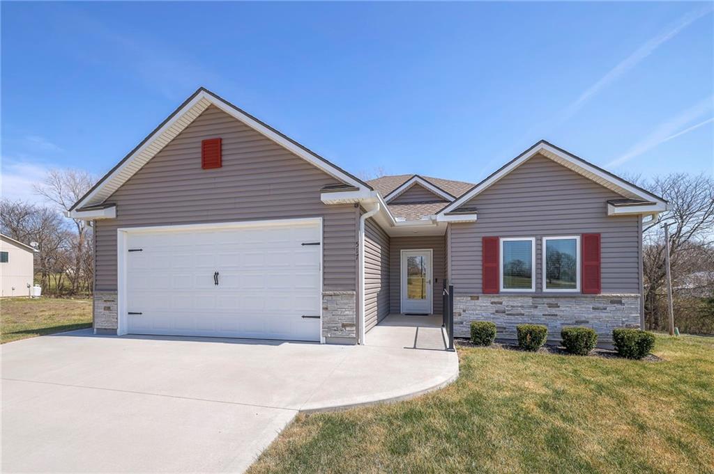 Listing Photo MLS #HMS2610299