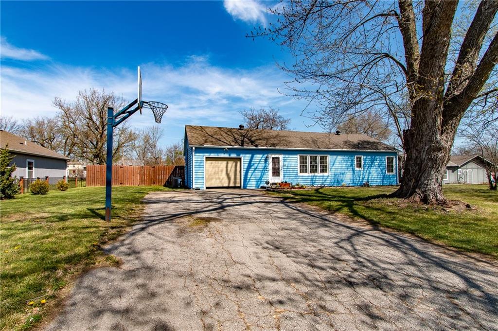 Listing Photo MLS #HMS2610655