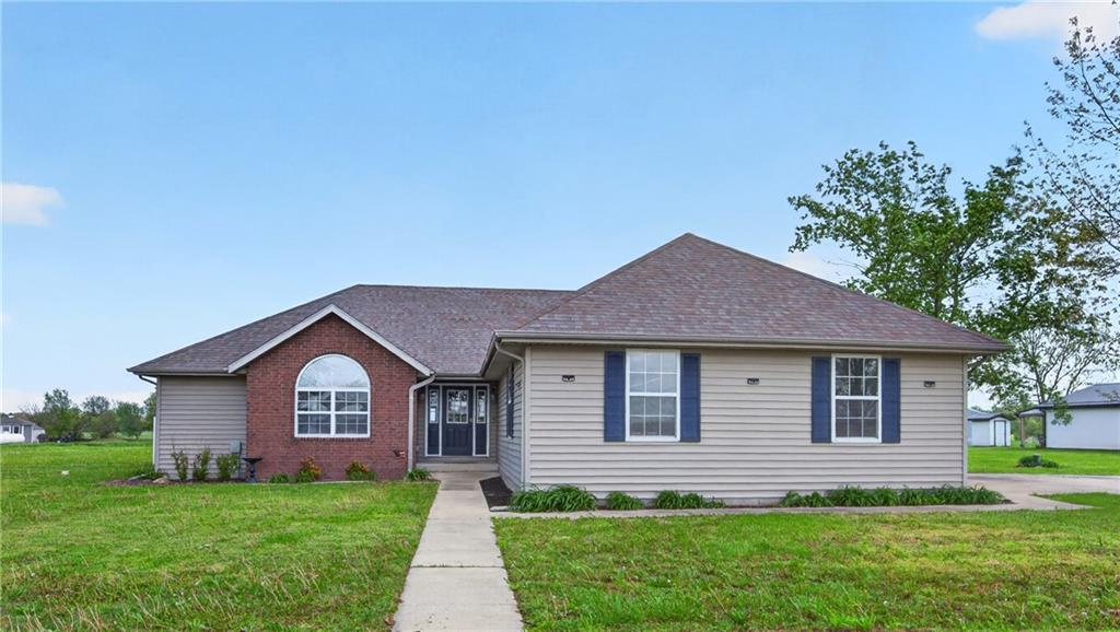 Listing Photo MLS #HMS2611827