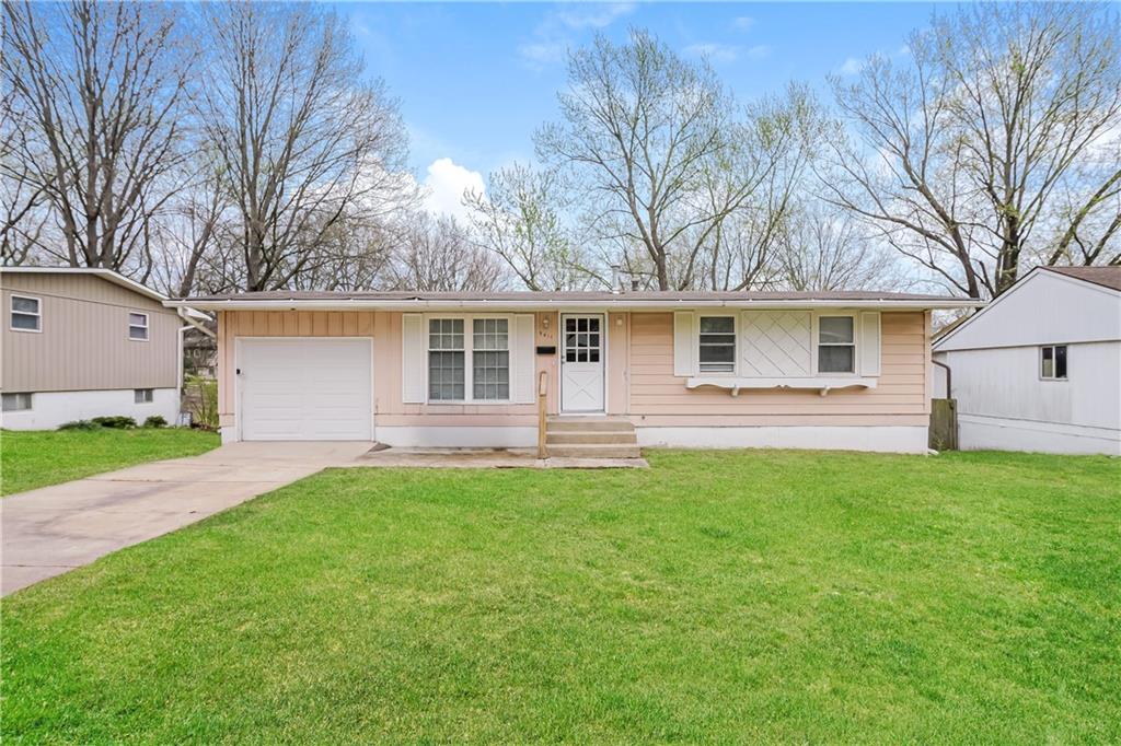 Listing Photo MLS #HMS2611857