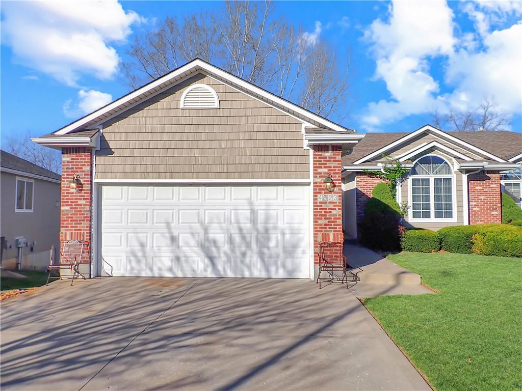 Listing Photo MLS #HMS2612655