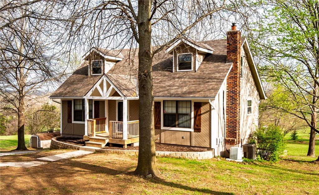 Listing Photo MLS #HMS2612711